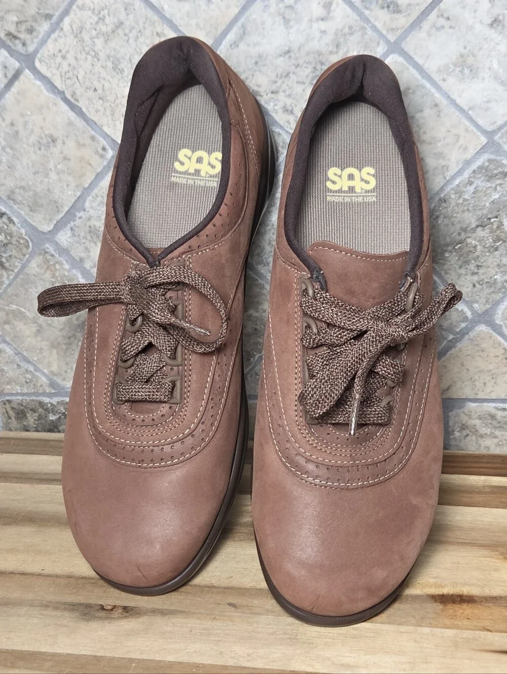 SAS Walk Easy Chocolate Brown Nubuck Leather Lace-Up Walking Shoes 10 N